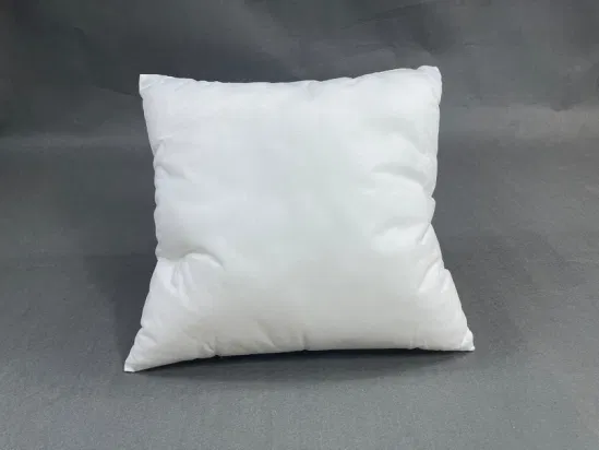 Coussin extérieur en polyester de couleur blanche